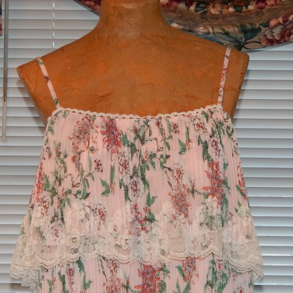 ADELYN RAE Petal Pink Print Pleated Top M 10 12 - Picture 2 of 5